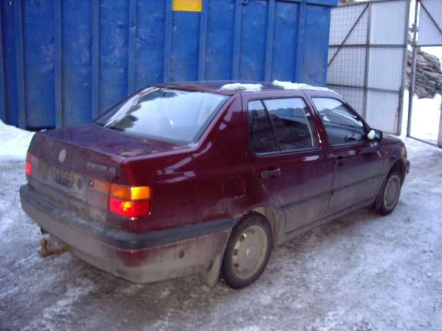 VW Vento 1992-1998 , Motorkode: BENSIN, Girkassekode: