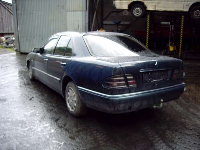 Mercedes E-Klasse 1995-2000 (Fase 1) (W210) (W210), Motorkode: DIESEL, Girkassekode: 