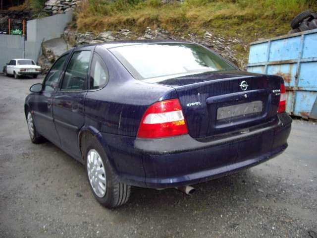 Opel Vectra B 1996-2001 , Motorkode: 4 CYL INSP, Girkassekode: 