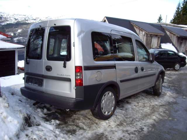 Opel Combo C 2002-2011 , Motorkode: 4 CYL DIES, Girkassekode: