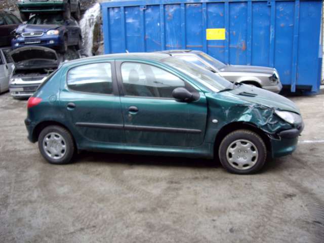 Peugeot 206 1998-2007 , Motorkode: BENSIN, Girkassekode: 