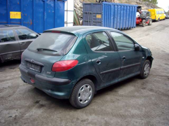 Peugeot 206 1998-2007 , Motorkode: BENSIN, Girkassekode: 