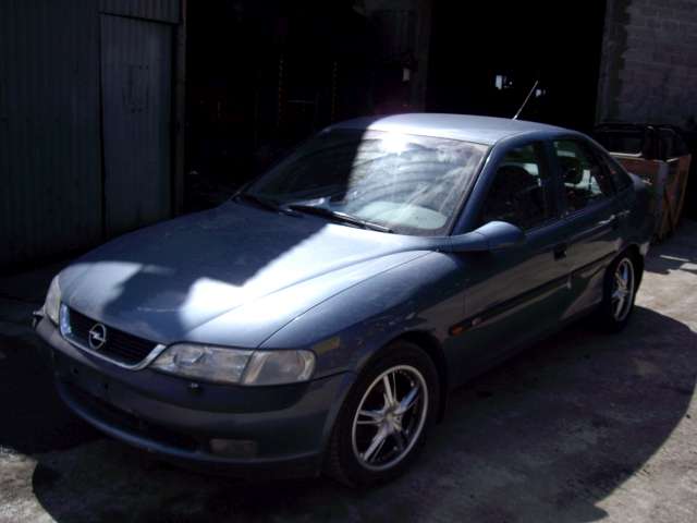 Opel Vectra B 1996-2001 , Motorkode: 4 CYL INSP, Girkassekode:
