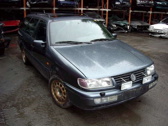 VW Passat 1994-1996 (B4) (B4), Motorkode: BENSIN, Girkassekode: 