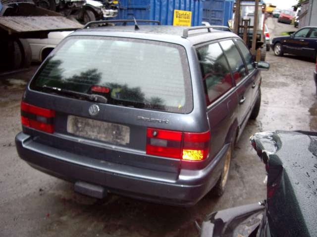 VW Passat 1994-1996 (B4) (B4), Motorkode: BENSIN, Girkassekode: 