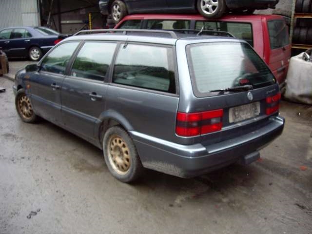 VW Passat 1994-1996 (B4) (B4), Motorkode: BENSIN, Girkassekode: 