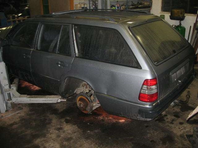 Mercedes 124 1986-1995 (W124) (W124), Motorkode: BENSIN, Girkassekode: 