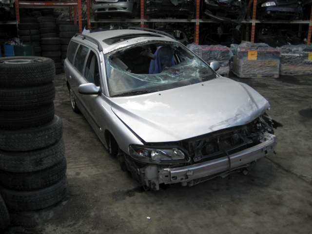 Volvo V70 2000-2004 (Type II, Fase 1) , Motorkode: 5 CYL DIES, Girkassekode:
