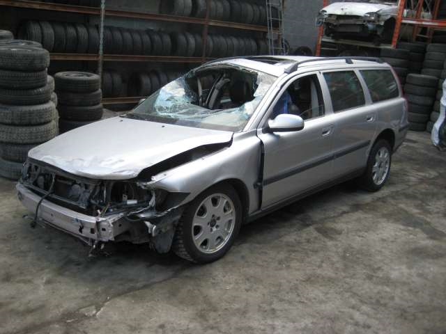 Volvo V70 2000-2004 (Type II, Fase 1) , Motorkode: 5 CYL DIES, Girkassekode: