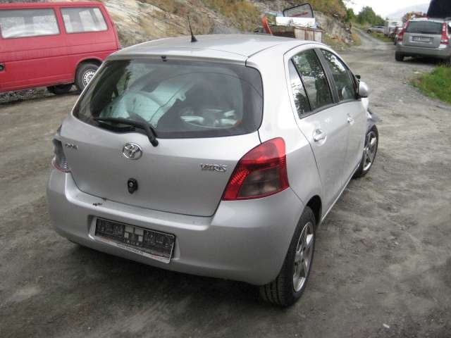 Toyota Yaris 2006-2009 (Type II, Fase 1) , Motorkode: 4 CYL INSP, Girkassekode: