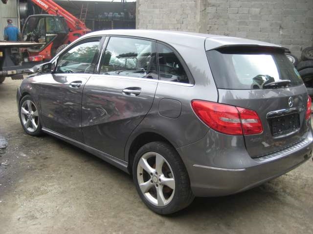 Mercedes B-Klasse 2011-2018 (W246) (W246), Motorkode: 4 CYL DIES, Girkassekode: 