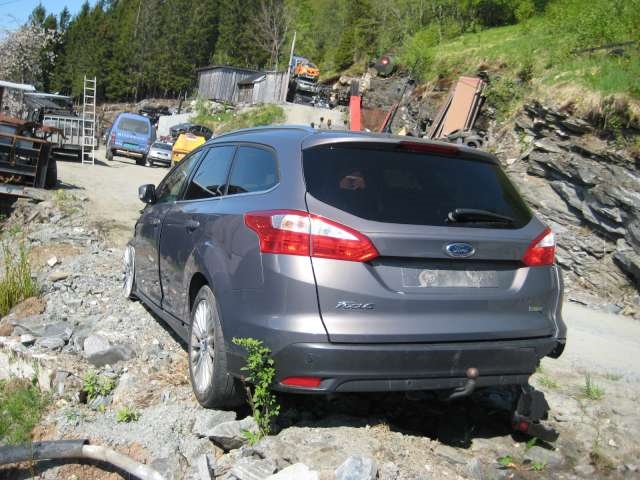 Ford Focus 2011-2014 (Type III, Fase 1) , Motorkode: BENSIN, Girkassekode: 