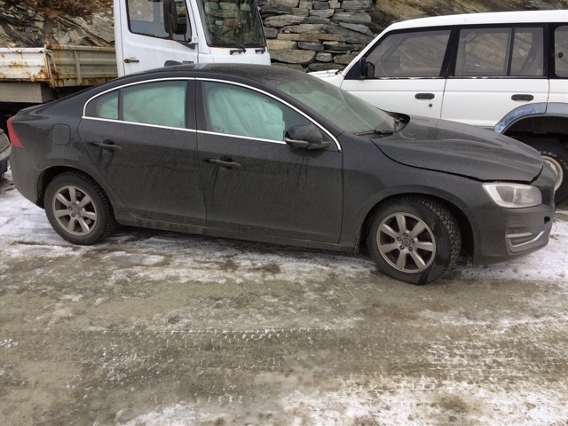 Volvo S60 2014-2019 (Type II, Fase 2) , Motorkode: 4 CYL DIES, Girkassekode: 