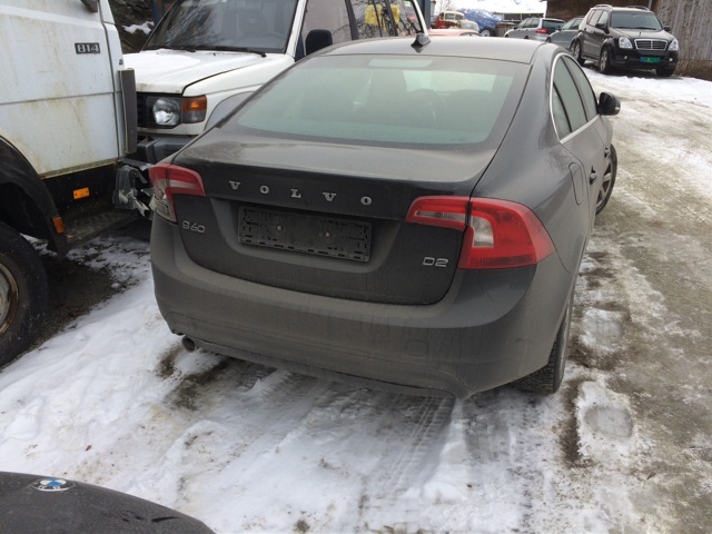 Volvo S60 2014-2019 (Type II, Fase 2) , Motorkode: 4 CYL DIES, Girkassekode: 