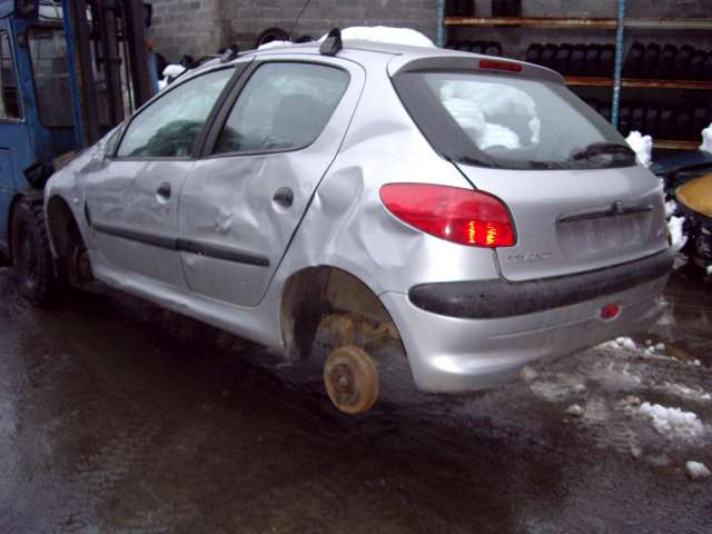 Peugeot 206 1998-2007 , Motorkode: 4 CYL INSP, Girkassekode: 