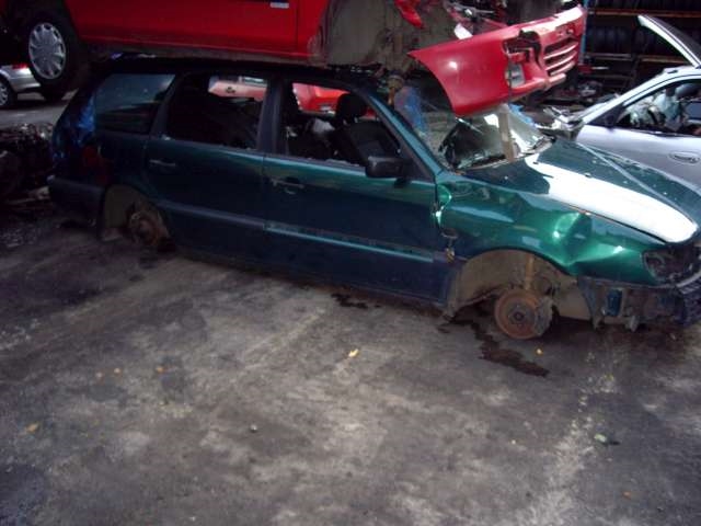 VW Passat 1994-1996 (B4) (B4), Motorkode: 4 CYL DIES, Girkassekode: