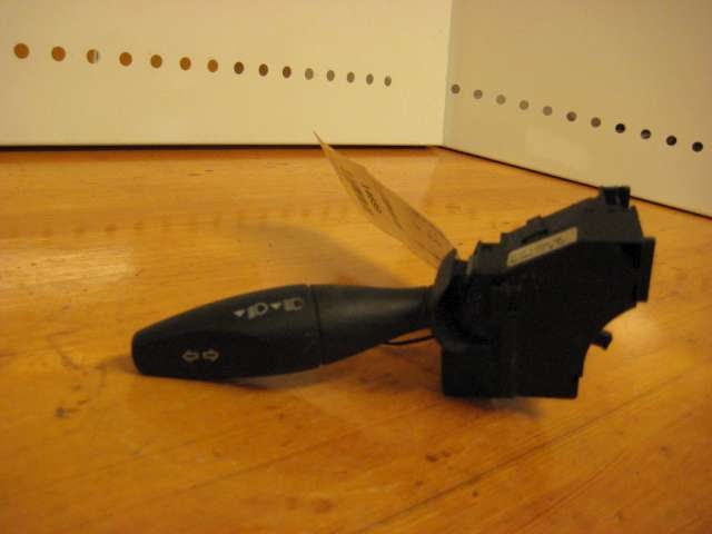 Bryter blink til Ford Transit Connect, 2003-2009 (Type I, Fase 1)
