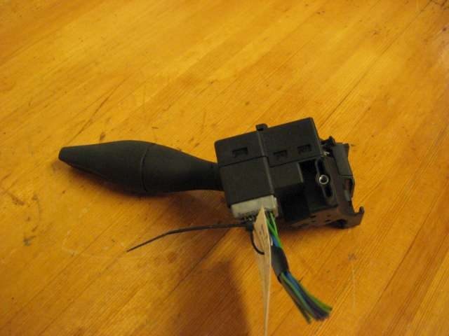 Bryter blink til Ford Transit Connect 2003-2009 (Type I, Fase 1)  
