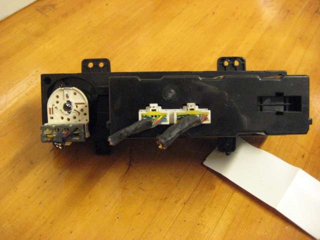 Varmeapparat betjening til Kia Carnival 2000-2002 (Type I, Fase 1)  (OK53B61190D|)