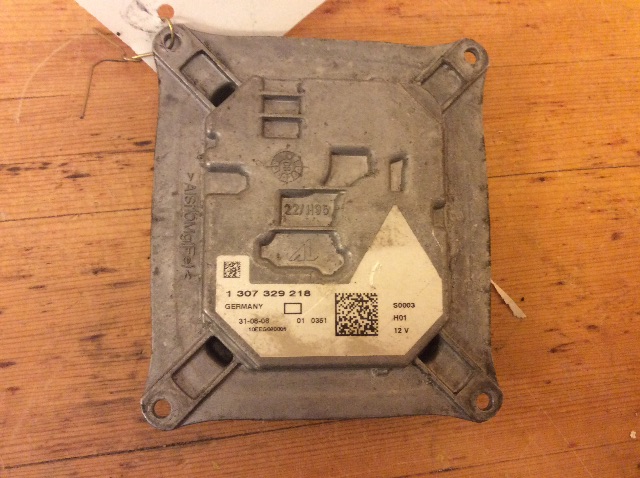 Styreenhet xenon/ballast til Audi A4, 2007-2014 (Type IV) (B8) (B8) (1 307 329 218)