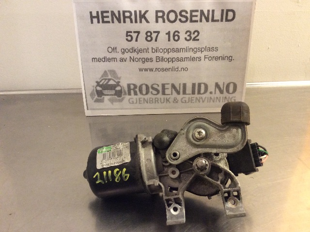Viskermotor frontrute til Mercedes Citan, 2012-2021 (W415) (W415) (VALEO|8200 409 692 D)