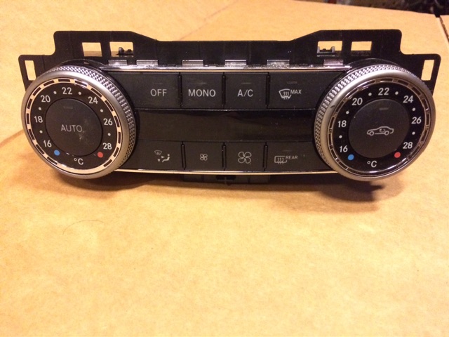 Varmeapparat betjening til Mercedes GLK, 2008-2015 (X204) (X204) (2048305790)