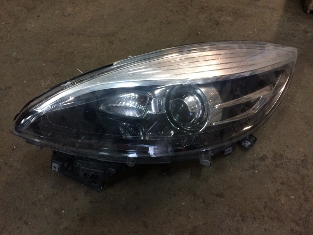 Frontlykt venstre xenon til Renault Scenic, 2009-2016 (Type III)  