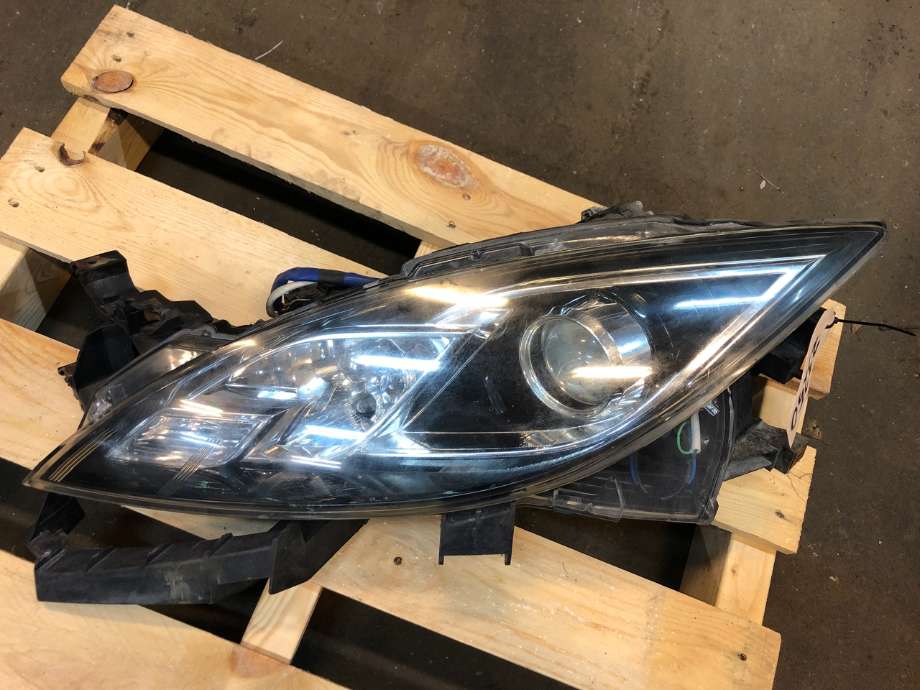 Frontlykt venstre xenon til Mazda 6 2008-2010 (Type II, Fase 1)