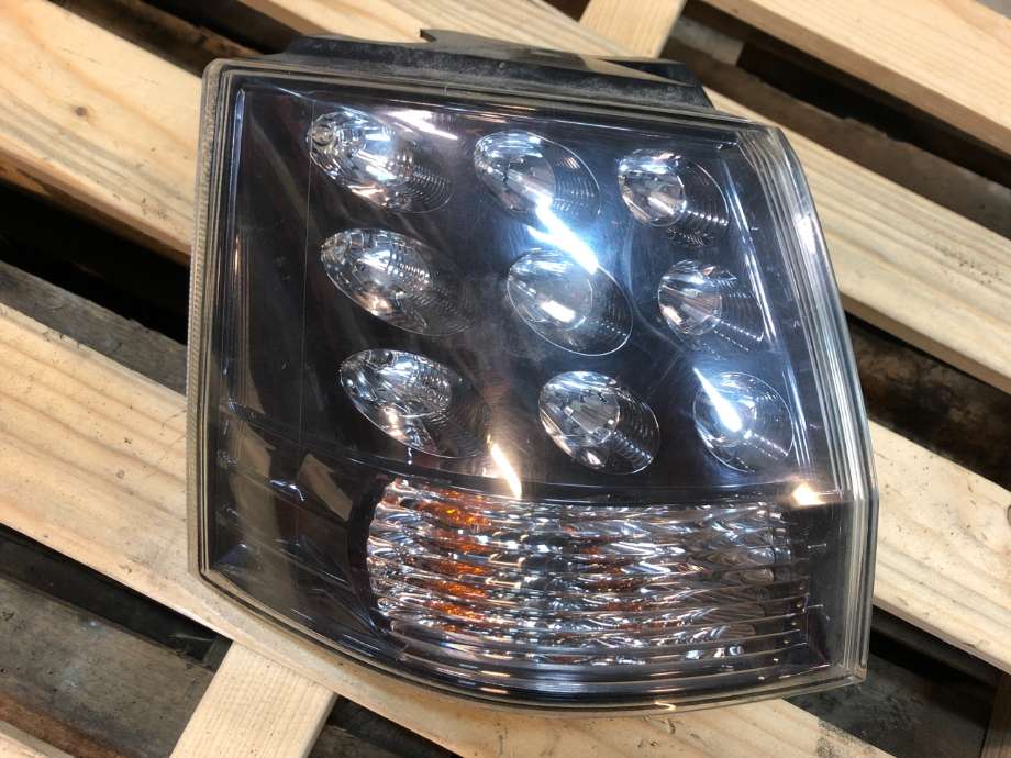 Baklykt venstre ytre til Mitsubishi Outlander 2007-2010 (Type II, Fase 1)
