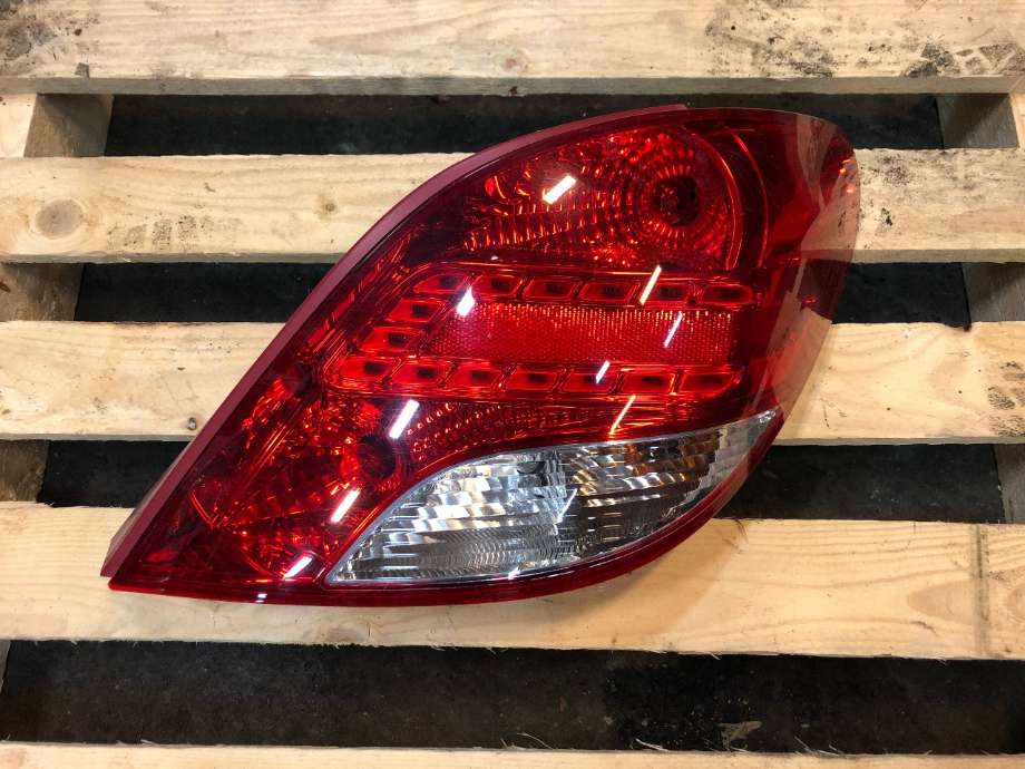 Baklykt høyre til Peugeot 207 2006-2012