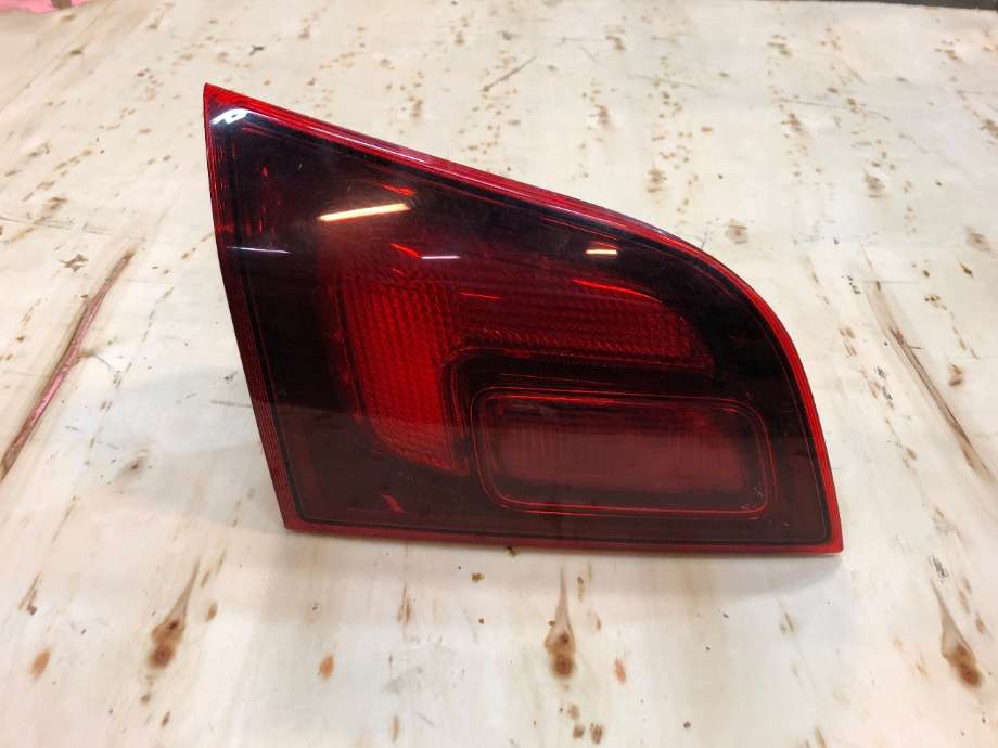 Baklykt venstre indre til Opel Astra J, 2010-2015