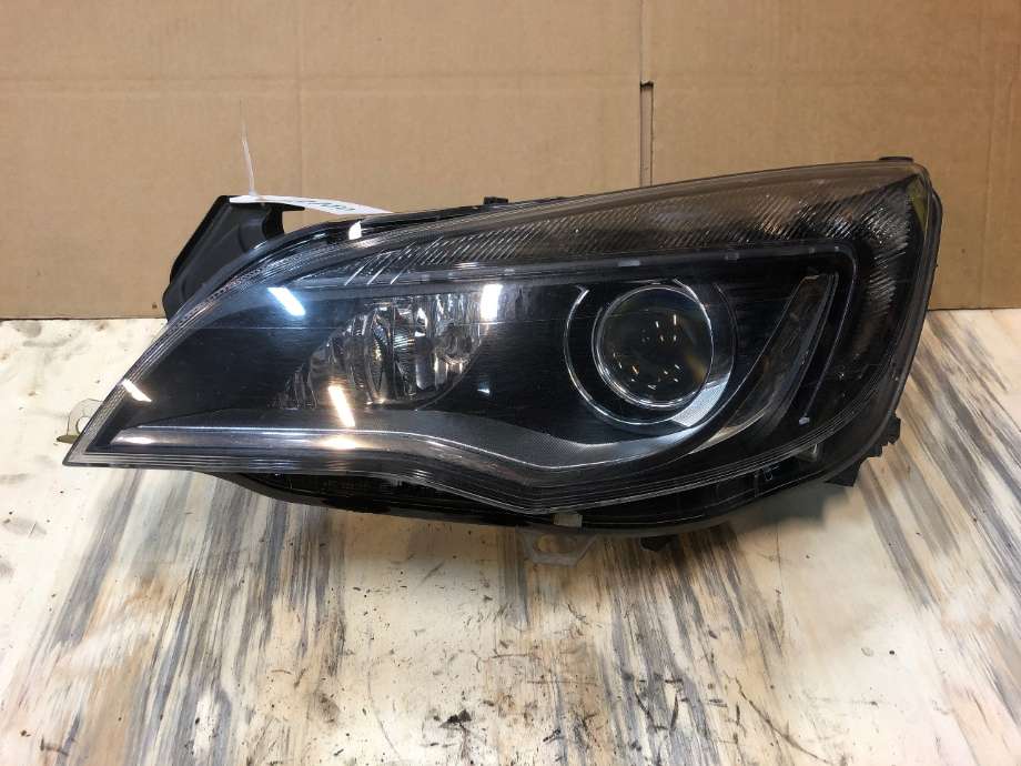 Frontlykt venstre xenon til Opel Astra J, 2010-2015