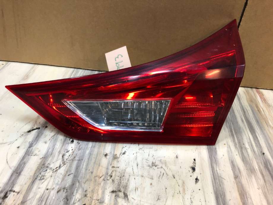 Baklykt høyre indre til Toyota Auris, 2013-2015 (Type II, Fase 1)  