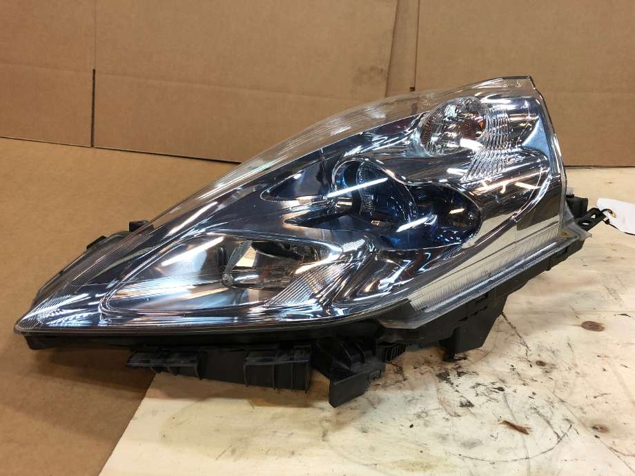 Frontlykt venstre full-LED til Nissan Leaf, 2011-2017 (Type I)  