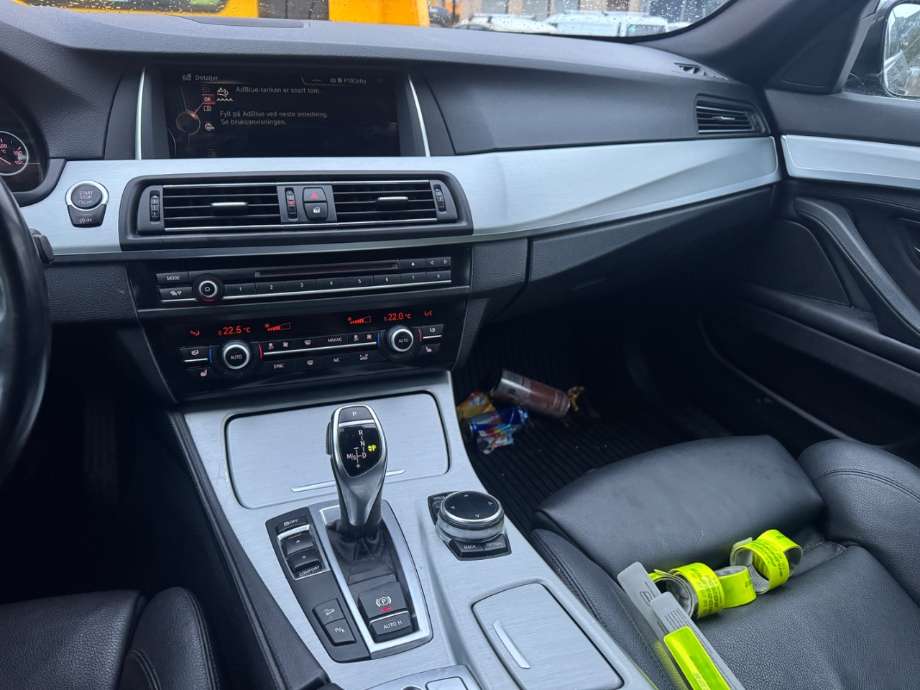 BMW 5-Serie 2010-2017 (F10/F11) (F10/F11), Motorkode: N47-D20D;N47-D20D /
N47D20T1, Girkassekode: GA8HP45Z