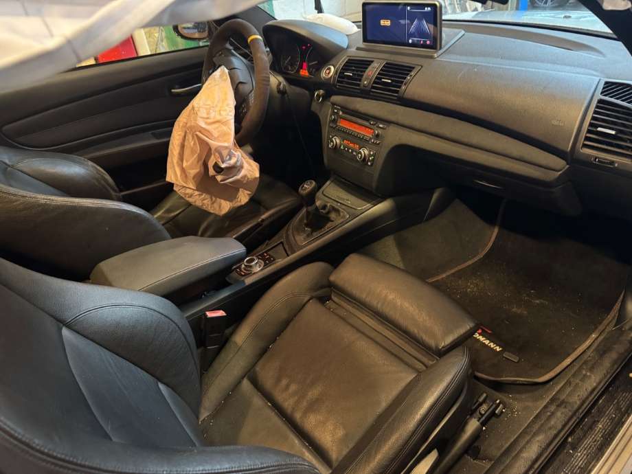 BMW 1-Serie 2004-2011 (E81/E82/E87/E88) (E81/E82/E87/E88), Motorkode: N54-B30A, Girkassekode: GS6-53BZ - TJGK