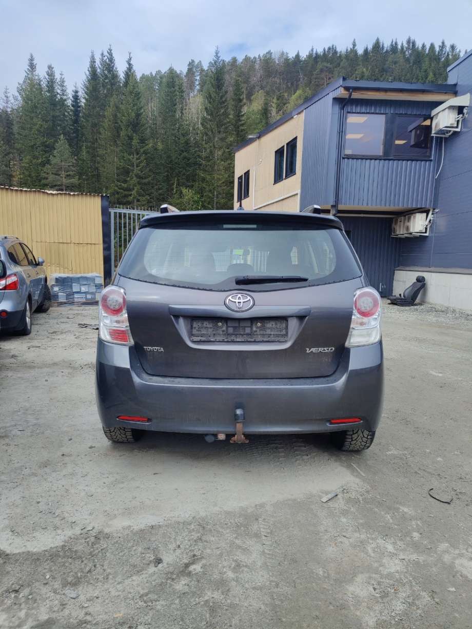 Toyota Verso 2009-2016 (Type III) , Motorkode: 1AD-FTV, Girkassekode: 