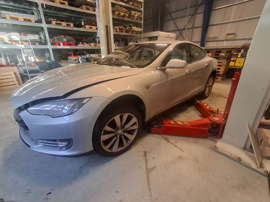 Tesla Model S 2013-2016 (Fase 1) , Motorkode: , Girkassekode: 