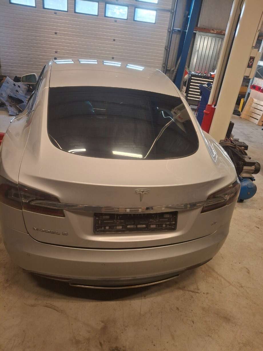 Tesla Model S 2013-2016 (Fase 1) , Motorkode: , Girkassekode: 