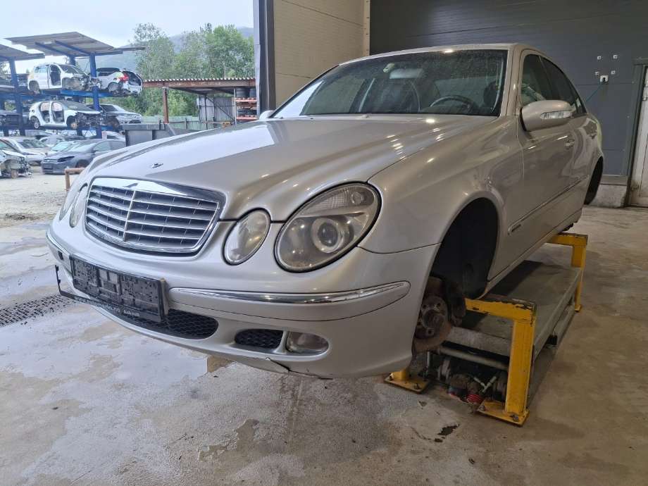 Mercedes E-Klasse 2002-2006 (Fase 1) (W211) (W211), Motorkode: OM646.961, Girkassekode: