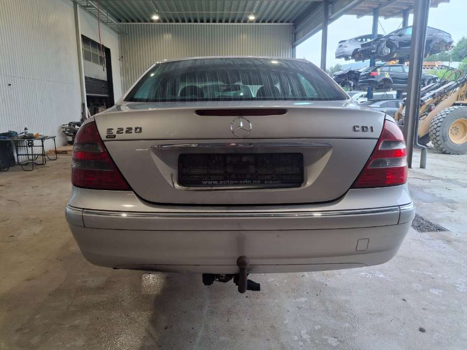 Mercedes E-Klasse 2002-2006 (Fase 1) (W211) (W211), Motorkode: OM646.961, Girkassekode: