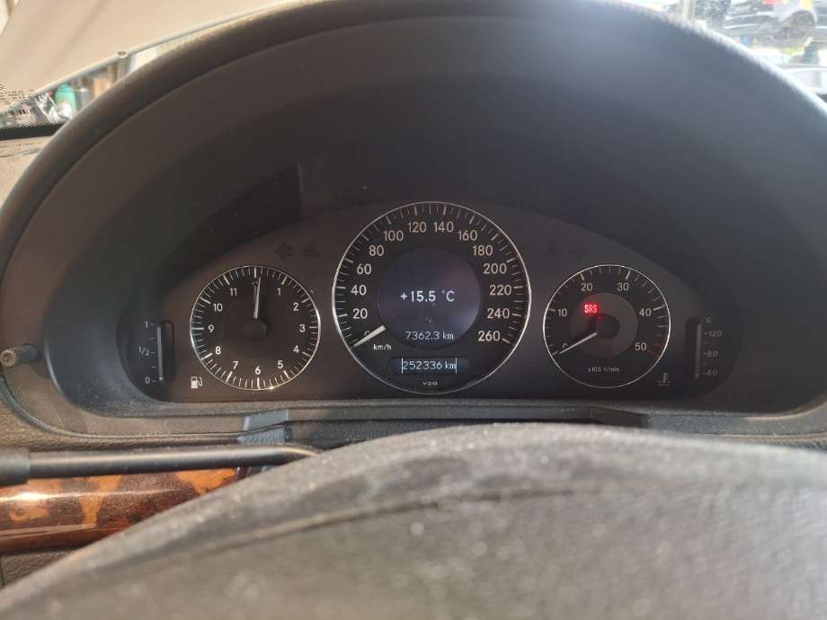 Mercedes E-Klasse 2002-2006 (Fase 1) (W211) (W211), Motorkode: OM646.961, Girkassekode: