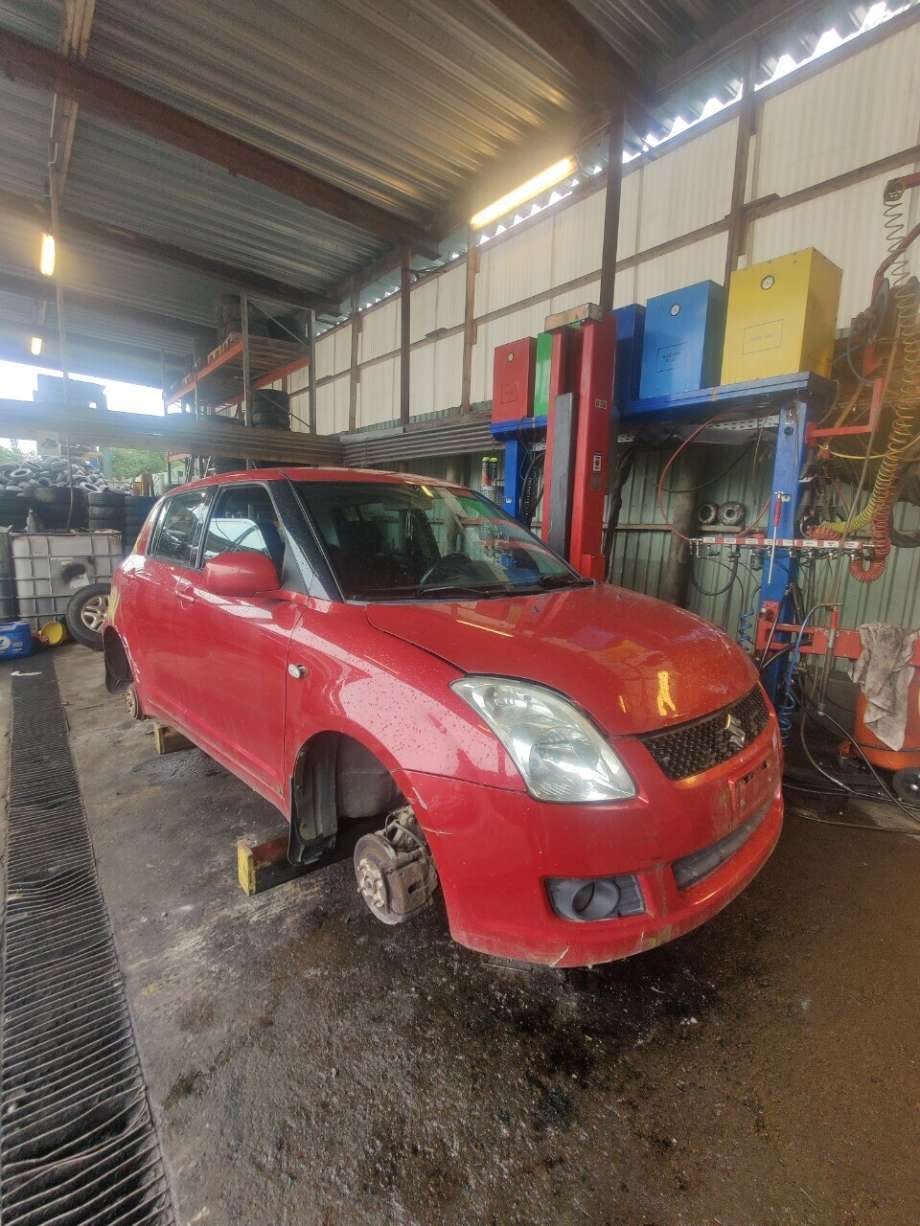 Suzuki Swift 2005-2010 , Motorkode: M13A, Girkassekode: 