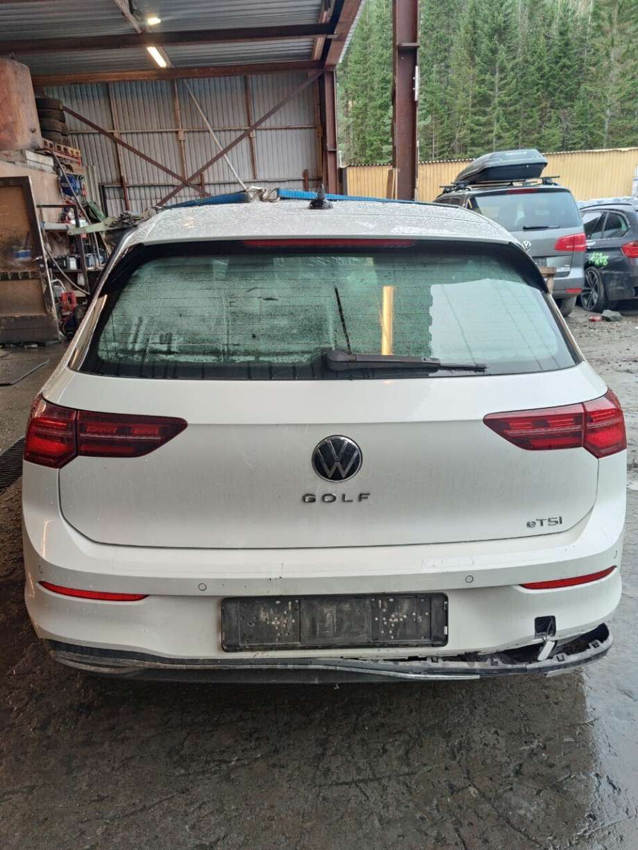 VW Golf VIII 2020-->> , Motorkode: DFYA, Girkassekode: UBY