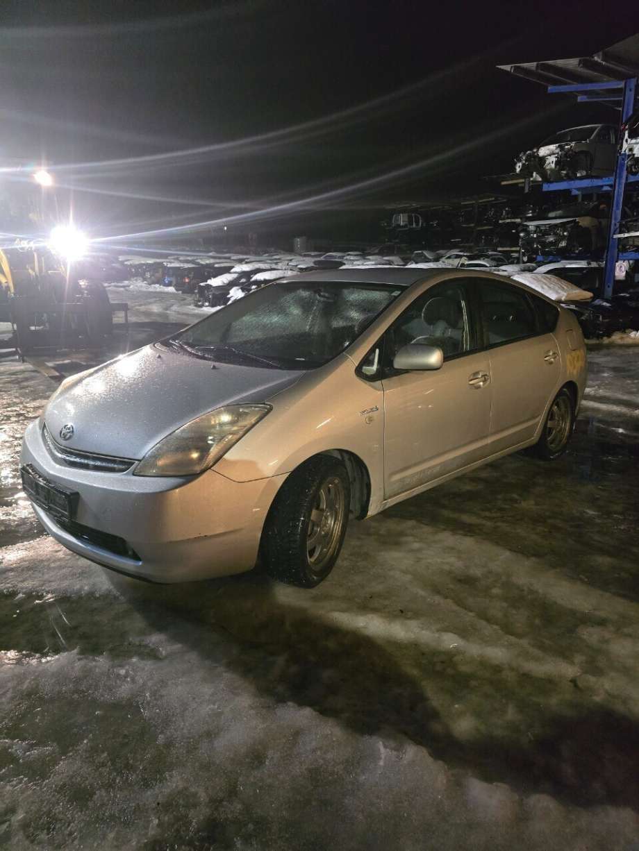 Toyota Prius 2004-2009 (Type II) (COMBI) (COMBI), Motorkode: 1NZ-FXE, Girkassekode: 