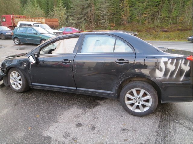 Toyota Avensis 2003-2008 (Type II) delebil , Motorkode: 1CD-FTV, Girkassekode: 