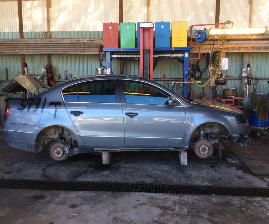 VW Passat 2005-2010 (B6) (B6), Motorkode: BMP, Girkassekode: KDL