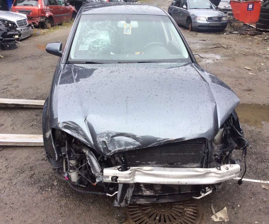 Audi A4 2004-2008 (Type III) (B7) (B7), Motorkode: ALZ, Girkassekode: HFC