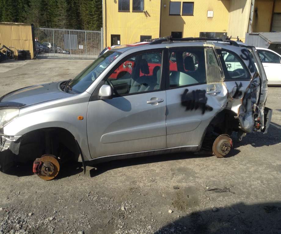 Toyota RAV4 2000-2006 (Type II) , Motorkode: 1AZ-FE, Girkassekode:
