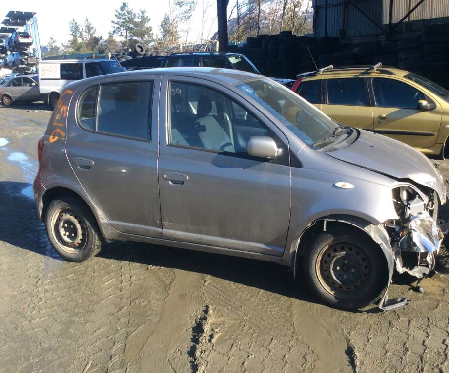Toyota Yaris 2003-2005 (Type I, Fase 2) , Motorkode: 1SZ-FE, Girkassekode: 